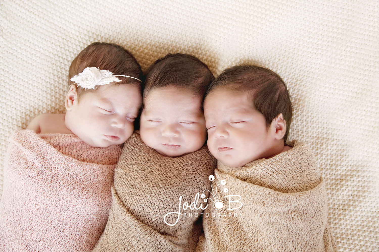 newborn triplets photography